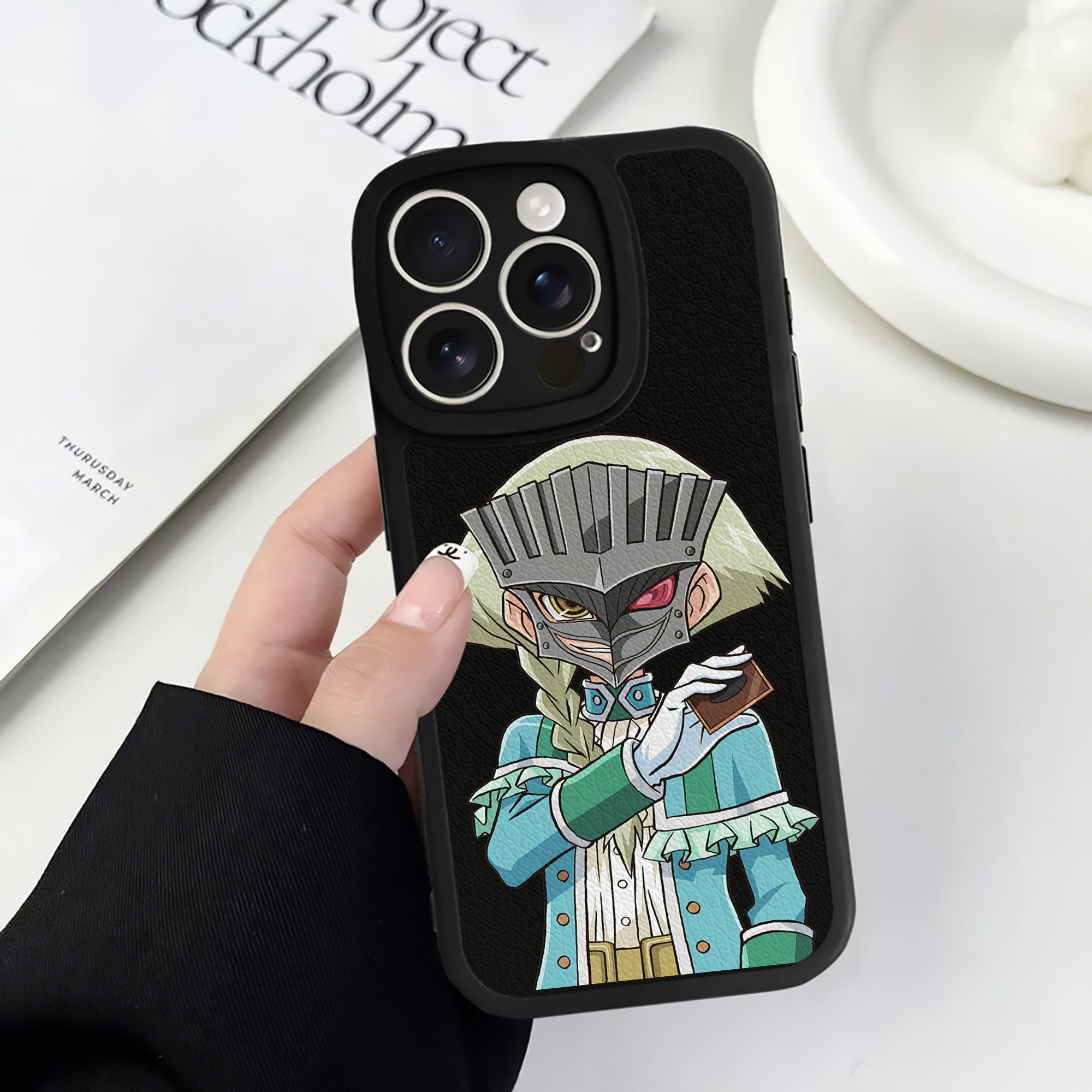 遊☆戯☆王 Yu-Gi-Oh! 【iPhone 16シリーズ対応】シリコンスマホケース（レザー調） 材質：シリコン